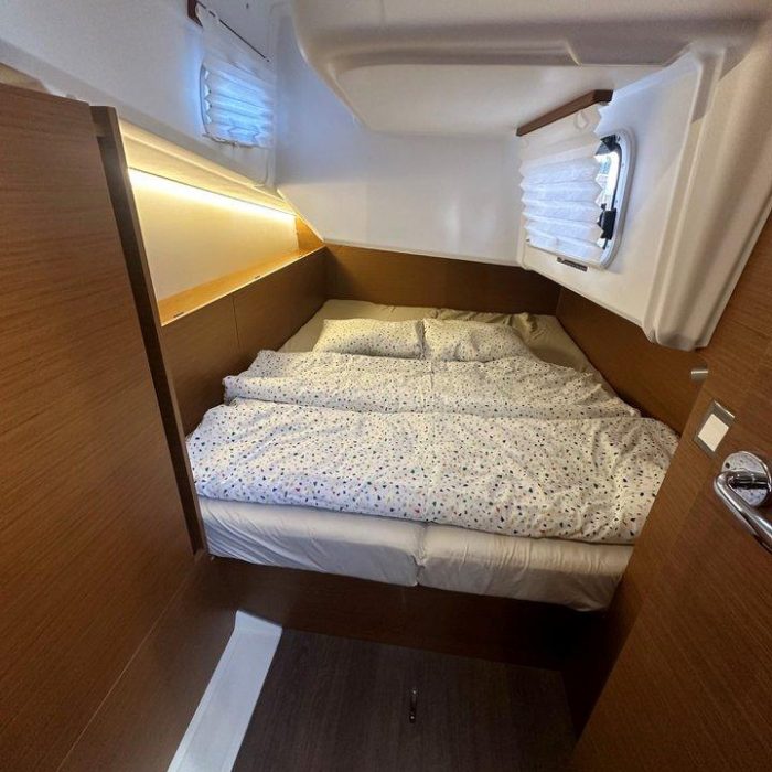 Princess Tia | Sun Odyssey 380 photo 10