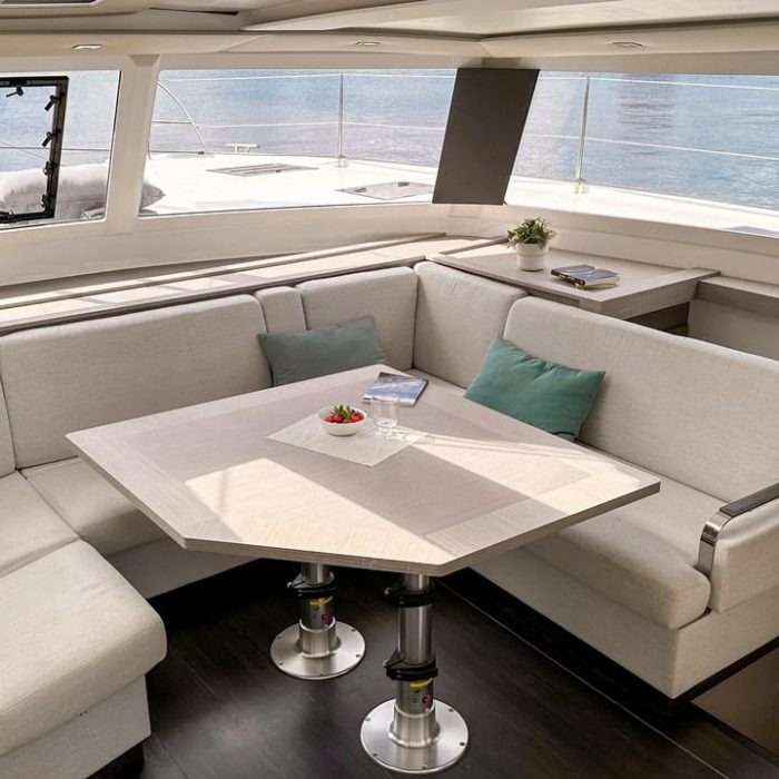Smart Way | Fountaine Pajot Tanna 47 photo 15