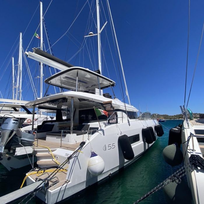 The Moon - FIRST CLASS | Lagoon 55 photo 5