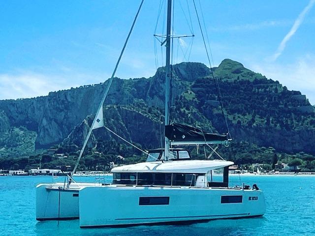 Milu 2.0 | Lagoon 40 photo 1