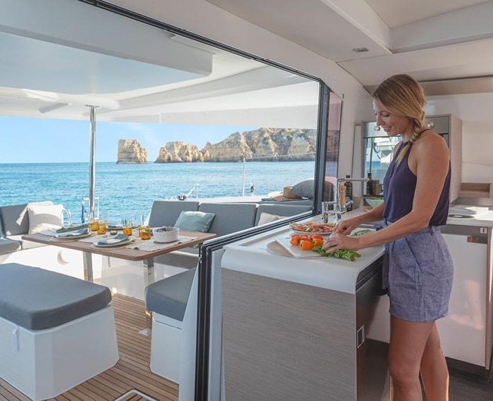 Winged Arrow II | Fountaine Pajot Elba 45 photo 4