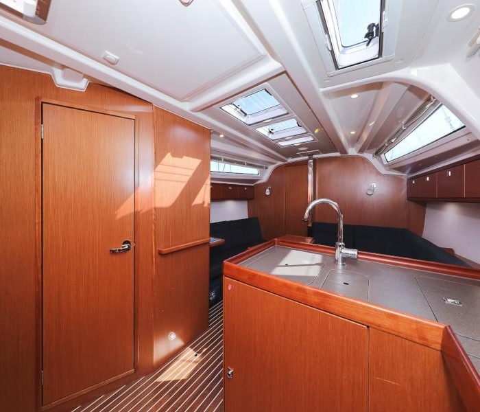 Lupe | Bavaria Cruiser 37 photo 41