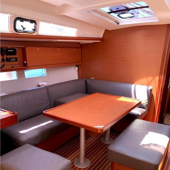 Adventure Planet | Dufour 460 Grand Large photo 3