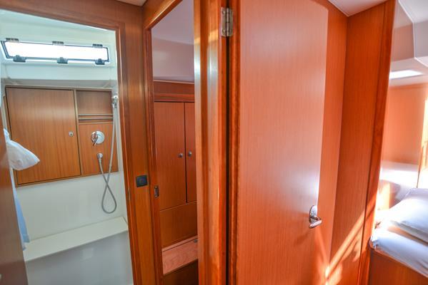 Santa Maria | Bavaria Cruiser 45 photo 12