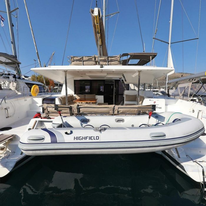 Feeling Free | Fountaine Pajot Saba 50 photo 1