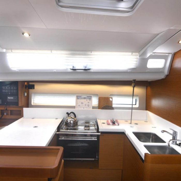 Signum Alfa | Sun Odyssey 440 photo 5
