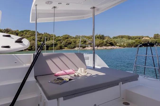 Gin Tonic | Lagoon 450 Fly photo 5 Gin Tonic | Lagoon 450 Fly photo 5