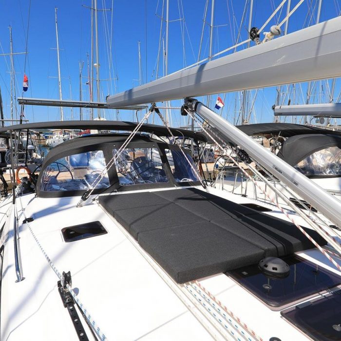 Cara | Bavaria Cruiser 46 photo 6