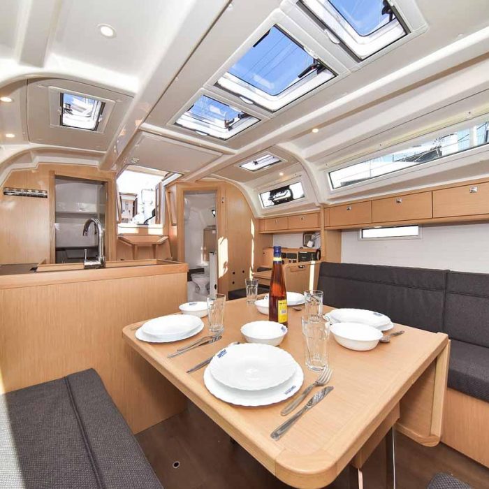 White Pearl | Bavaria Cruiser 37 photo 24
