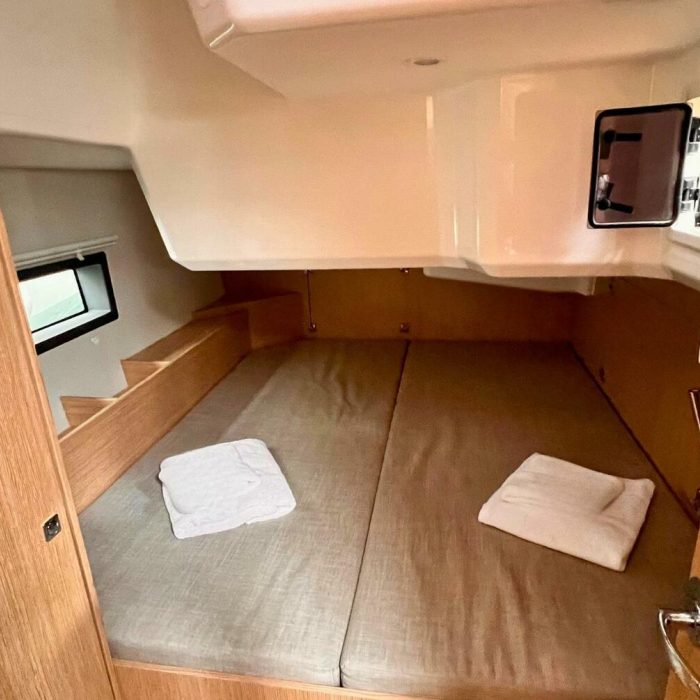 NAYJARA II | Bavaria C42 photo 11
