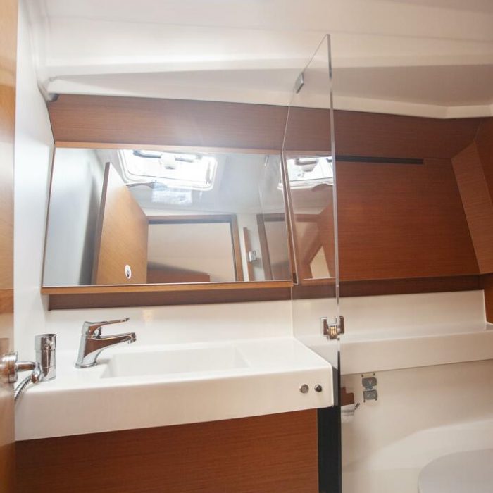 Sea Breeze | Sun Odyssey 410 photo 10