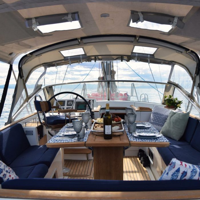Marina Blue | Beneteau 57 photo 6