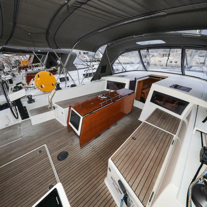 Chill Course | Dufour 470 photo 6