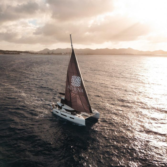 Premium | Lagoon 51 photo 10