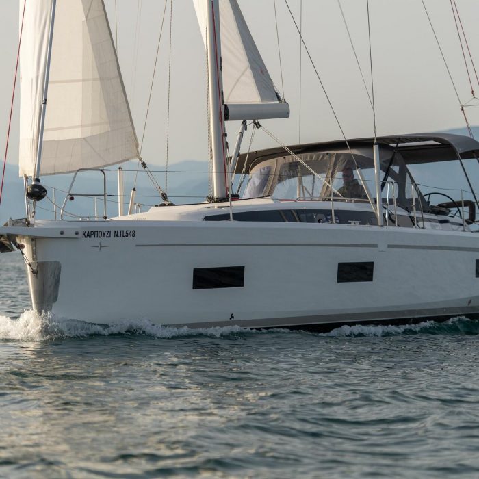 Karpouzi | Bavaria C42 photo 1