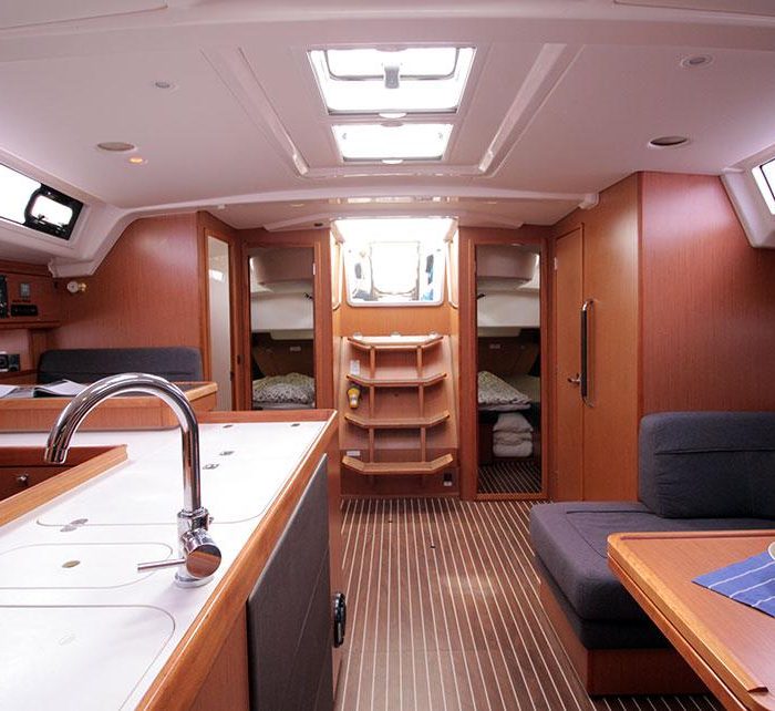 Maximum | Bavaria Cruiser 56 photo 7