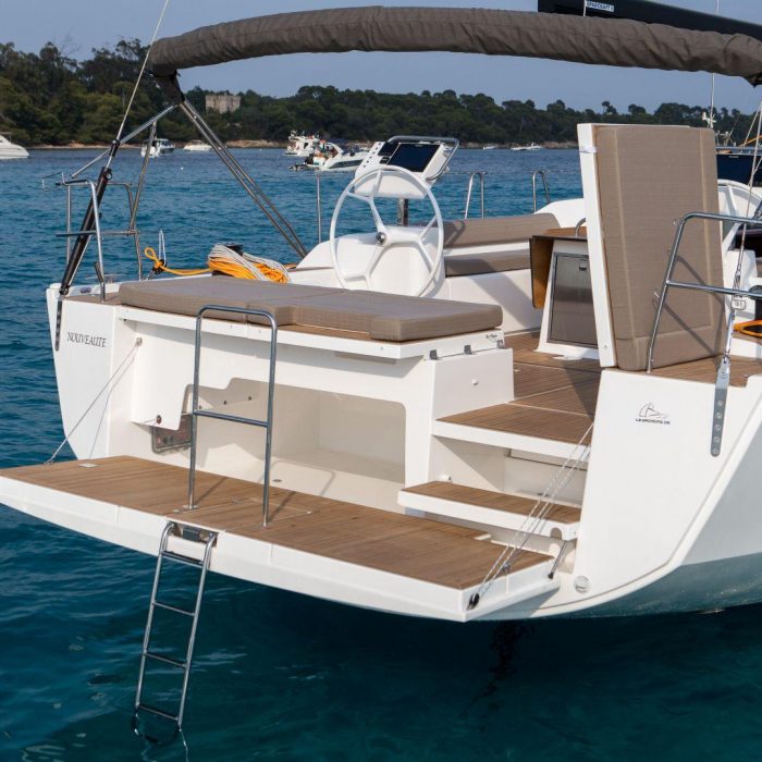 Invictus | Dufour 56 Exclusive photo 8