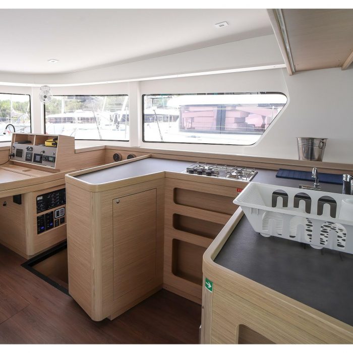 Panella - Premium line | Lagoon 42 photo 8
