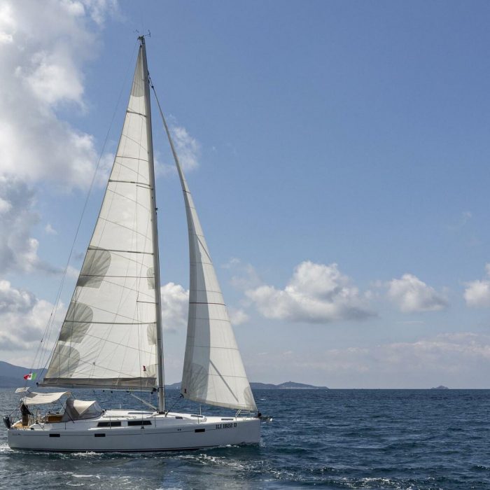 Talia - Solar Panel | Hanse 415 photo 2