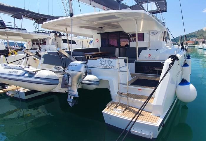 Crazy Diamond | Fountaine Pajot Astrea 42 photo 2
