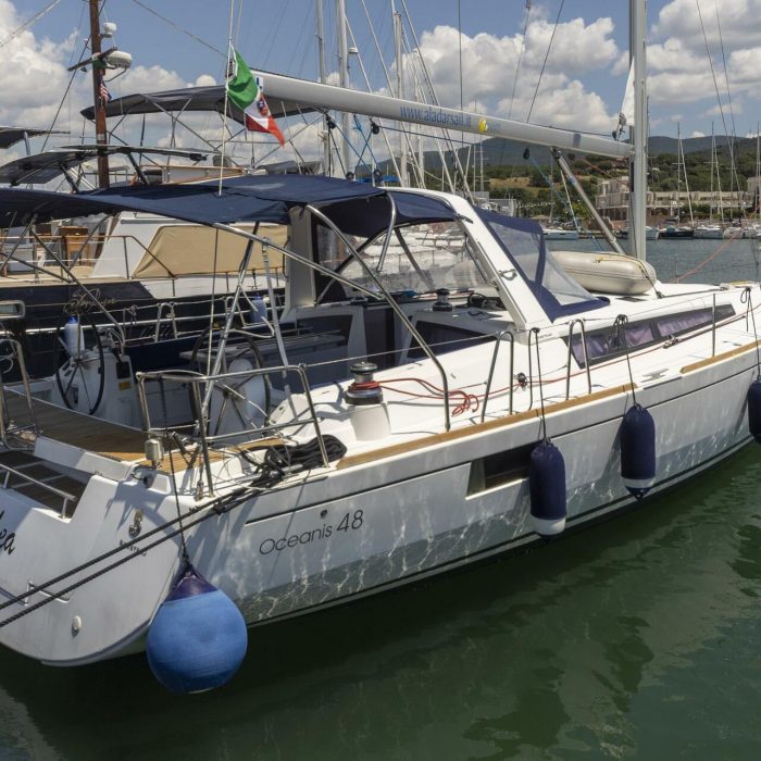 Anthea - Solar Panel | Oceanis 48 photo 9