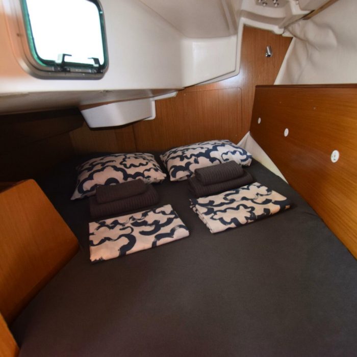 Carmen | Sun Odyssey 32i photo 10