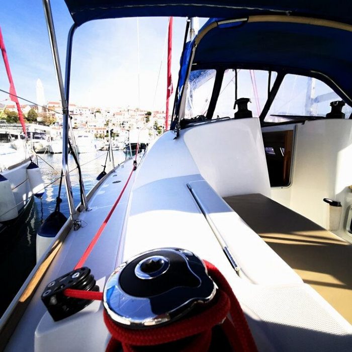 Mia | Sun Odyssey 36i photo 3