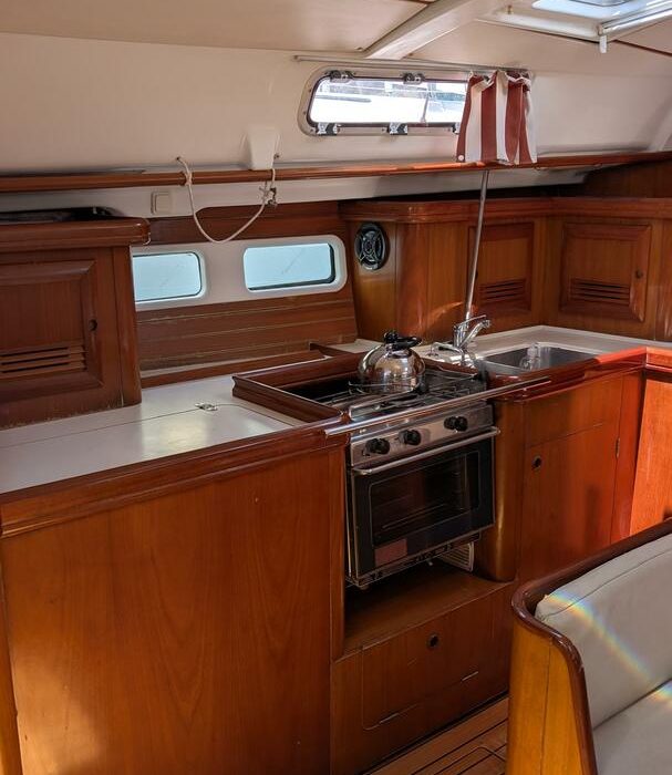 Artemis | Oceanis 411 photo 7