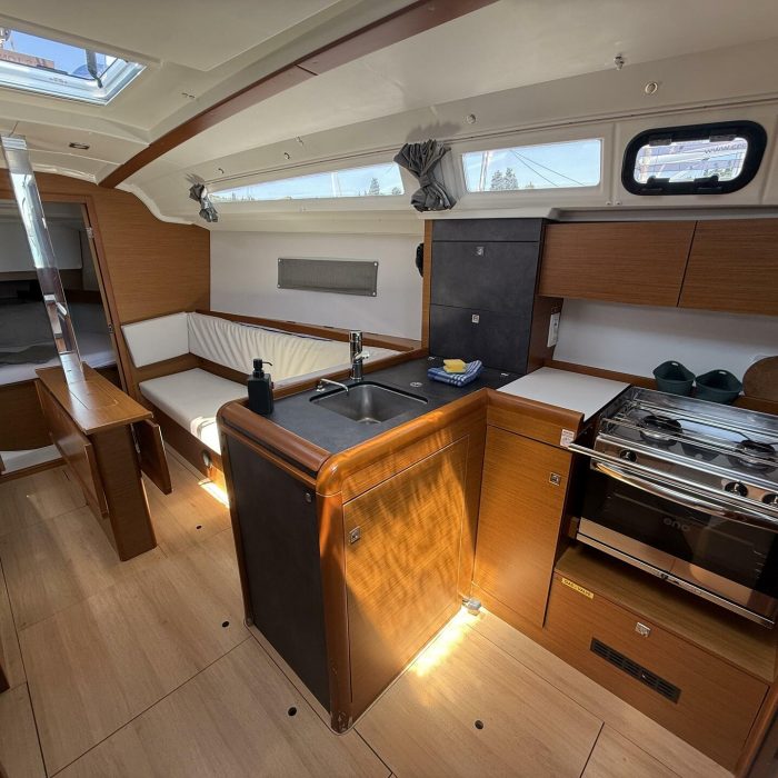 Reina De Oros | Sun Odyssey 349 photo 18
