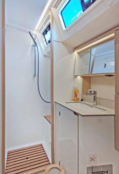 Estinella | Bavaria C46 photo 11
