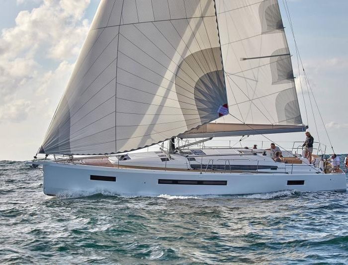 Sun Odyssey 490 Classic | Sun Odyssey 490 photo 1