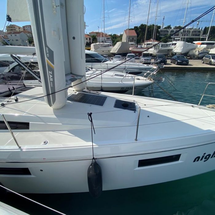 night elli | Sun Odyssey 410 - 3 cab. photo 3