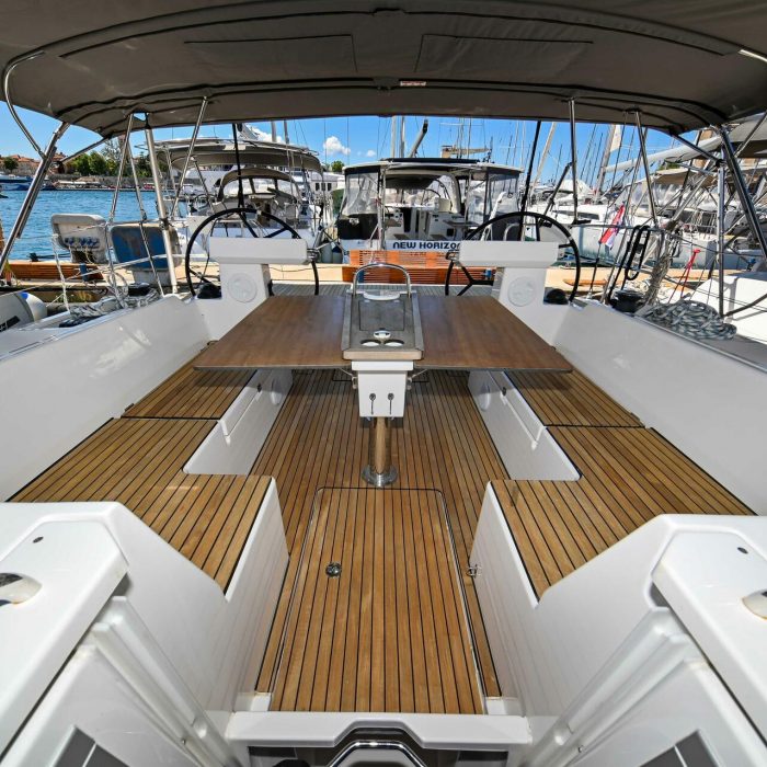 Efix | Bavaria C45 photo 8
