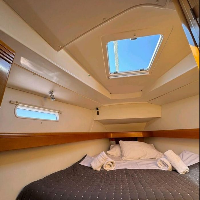 Freya | Sun Odyssey 42DS photo 6