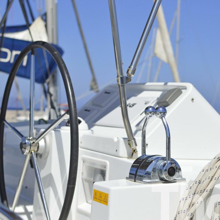 Thoe | Lagoon 450 Fly photo 8