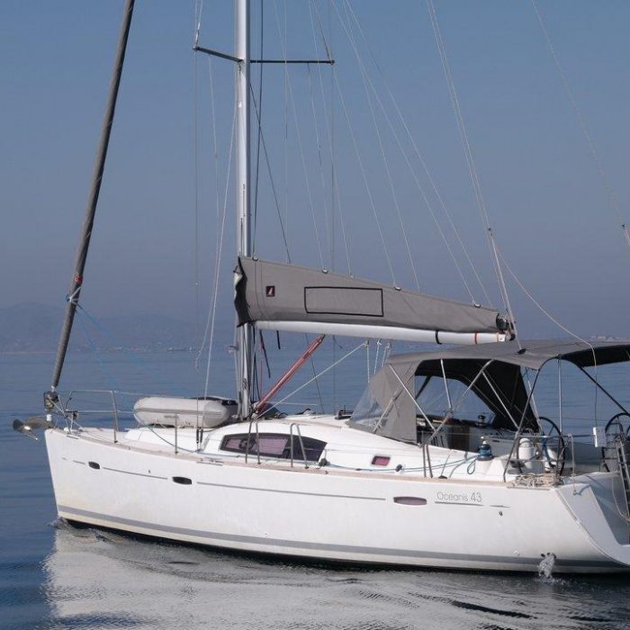 Seacret | Oceanis 43 photo 8