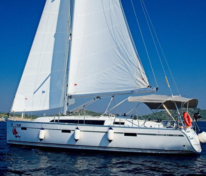 MH 68 | Bavaria Cruiser 41 photo 1