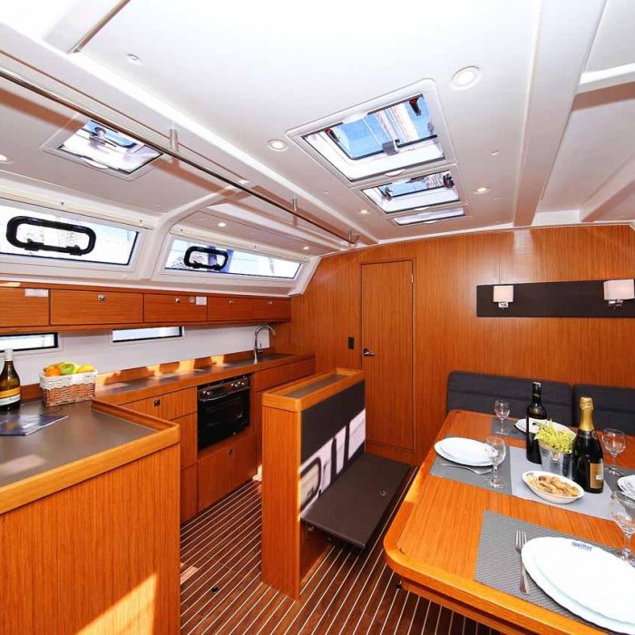 Viribus Unitis | Bavaria Cruiser 46 photo 12