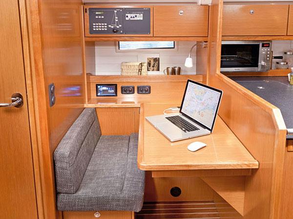 Fija | Bavaria Cruiser 50 photo 15