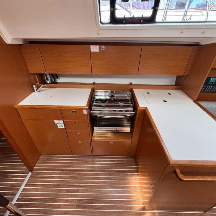 A.HO.I. two | Bavaria C42 photo 24