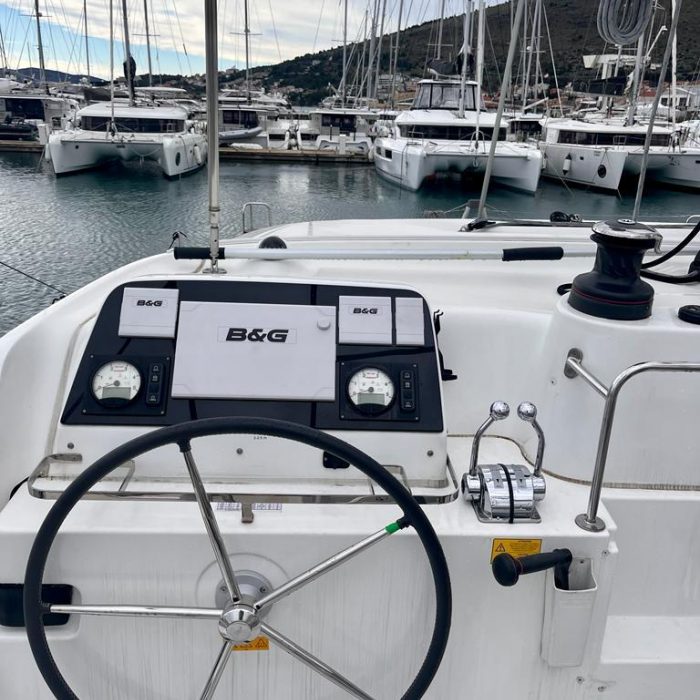 Vesper | Lagoon 42 photo 15