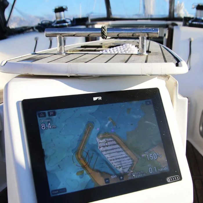 Tizef | Oceanis 40 photo 4