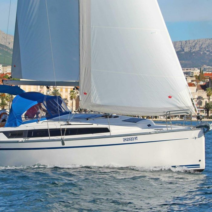 Lilith | Bavaria Cruiser 34 photo 3