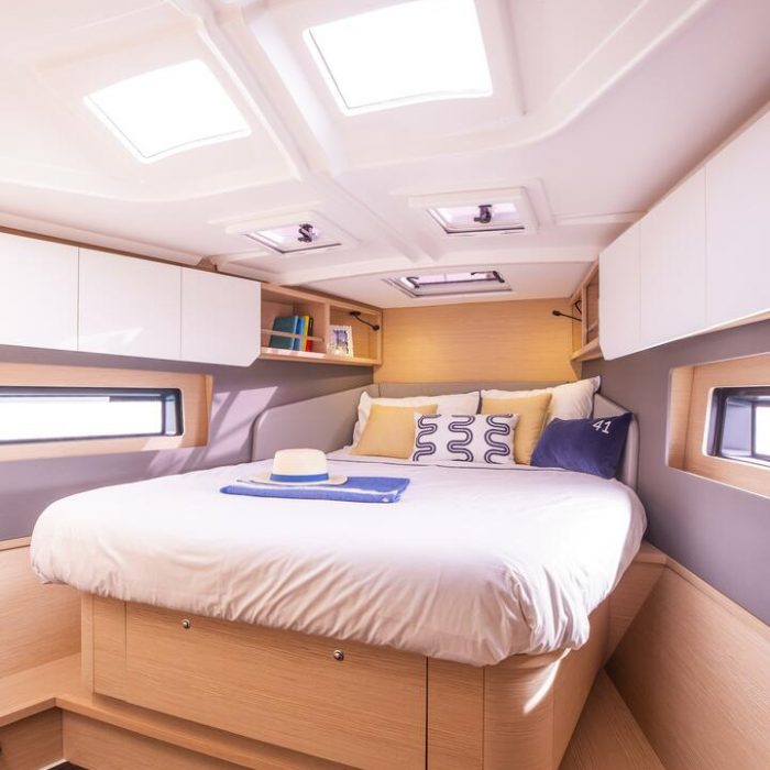 Asteria | Dufour 41 photo 33