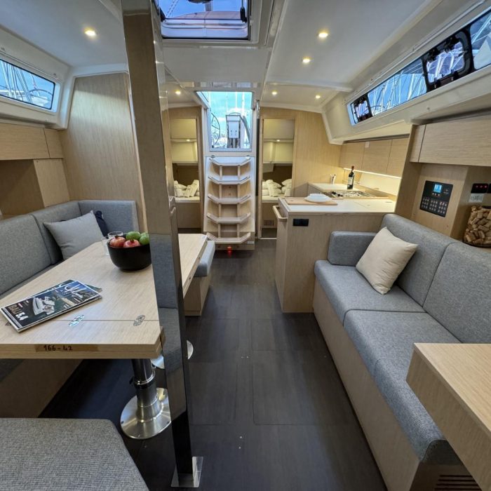 Ivana | Bavaria C42 photo 26
