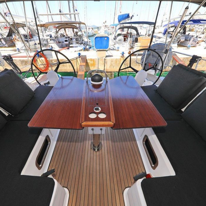 Cara | Bavaria Cruiser 46 photo 7