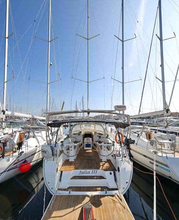 Julia III | Bavaria Cruiser 45 photo 4