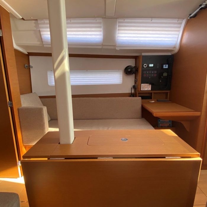 4 elli | Sun Odyssey 380 - 3 cab. photo 8
