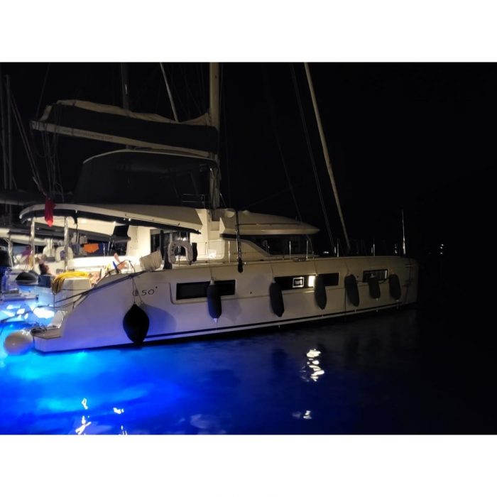 Clara | Lagoon 50 photo 16