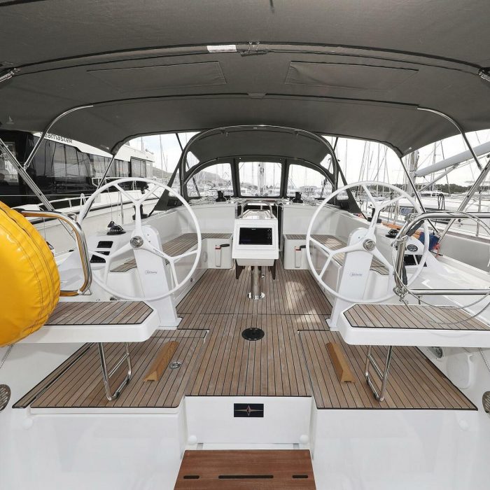 Levente | Bavaria C42 photo 12